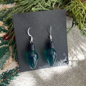 Christmas lightbulb earrings- green